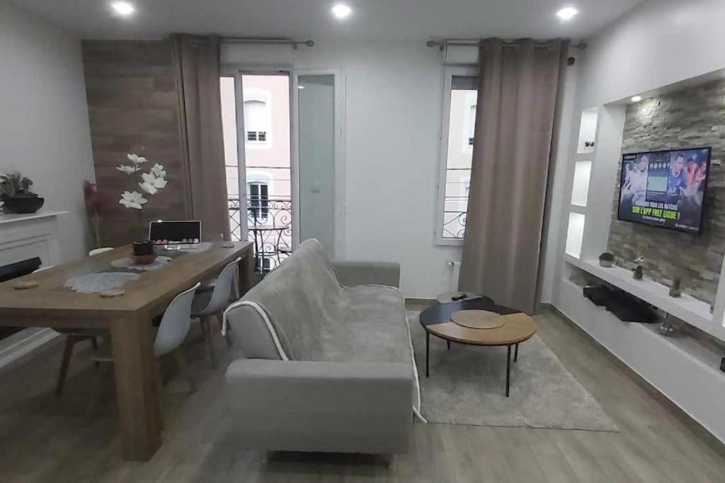Les Suite Appartement A Chalon Sur Saone Exteriör bild
